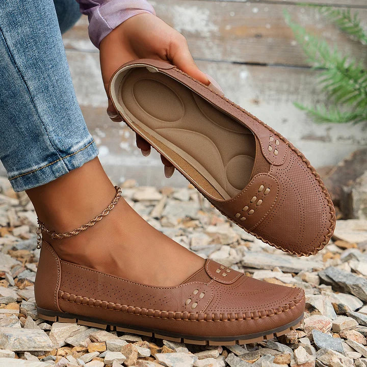 Gerdien - Flat Orthopaedic Shoes