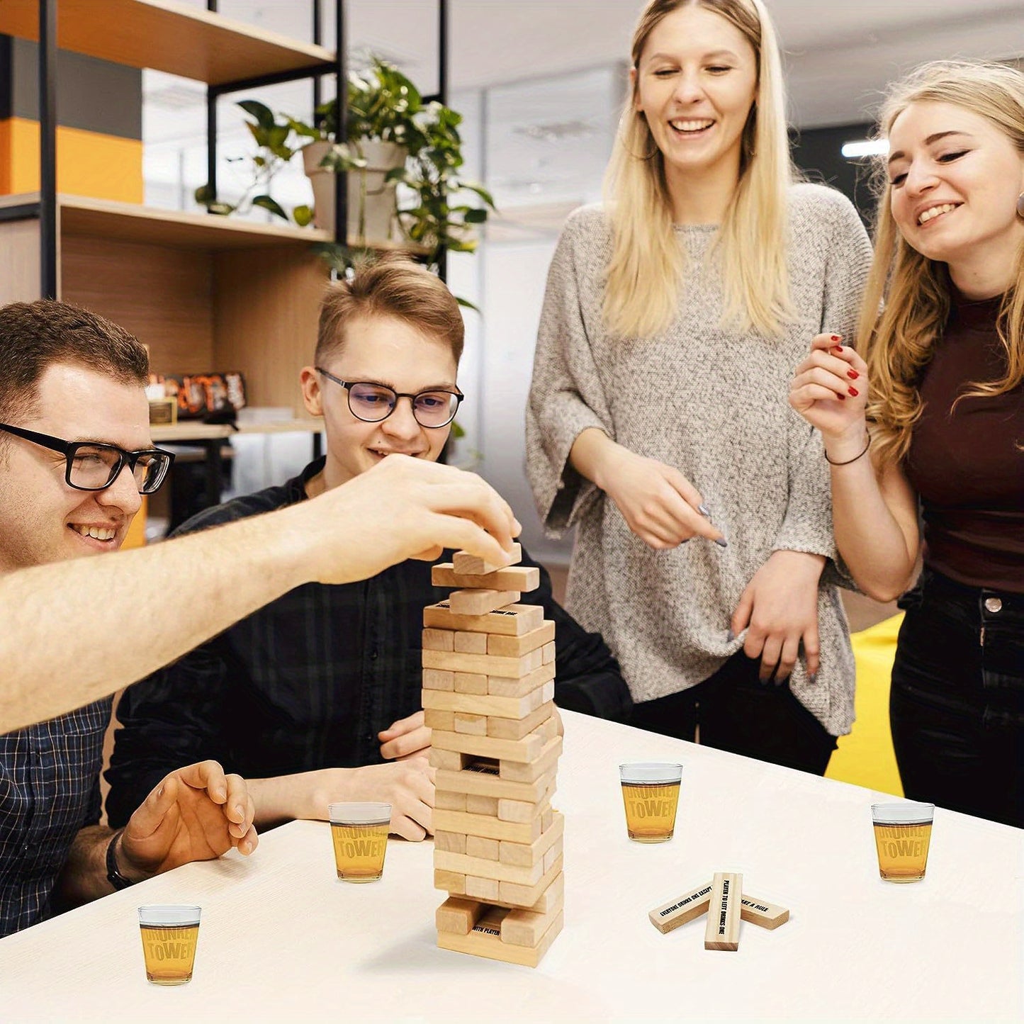 FunDrinks - Gioco da Bere Torre di Legno con 4 Bicchieri
