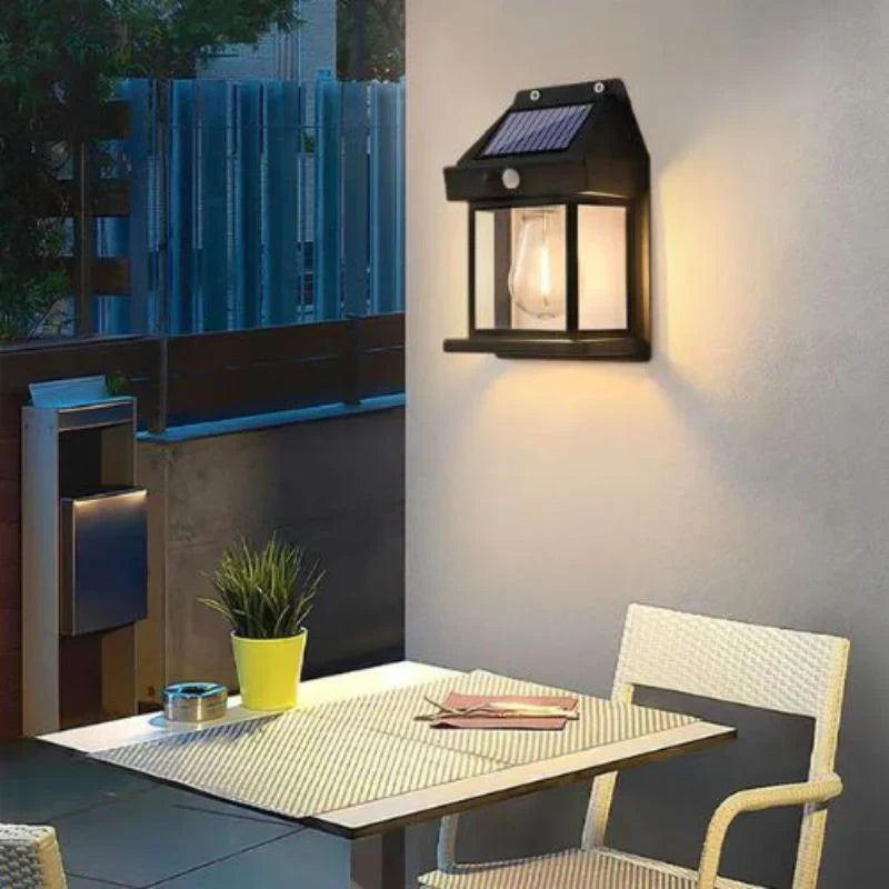 Sustainable Solar Wall Lamp - Solaris