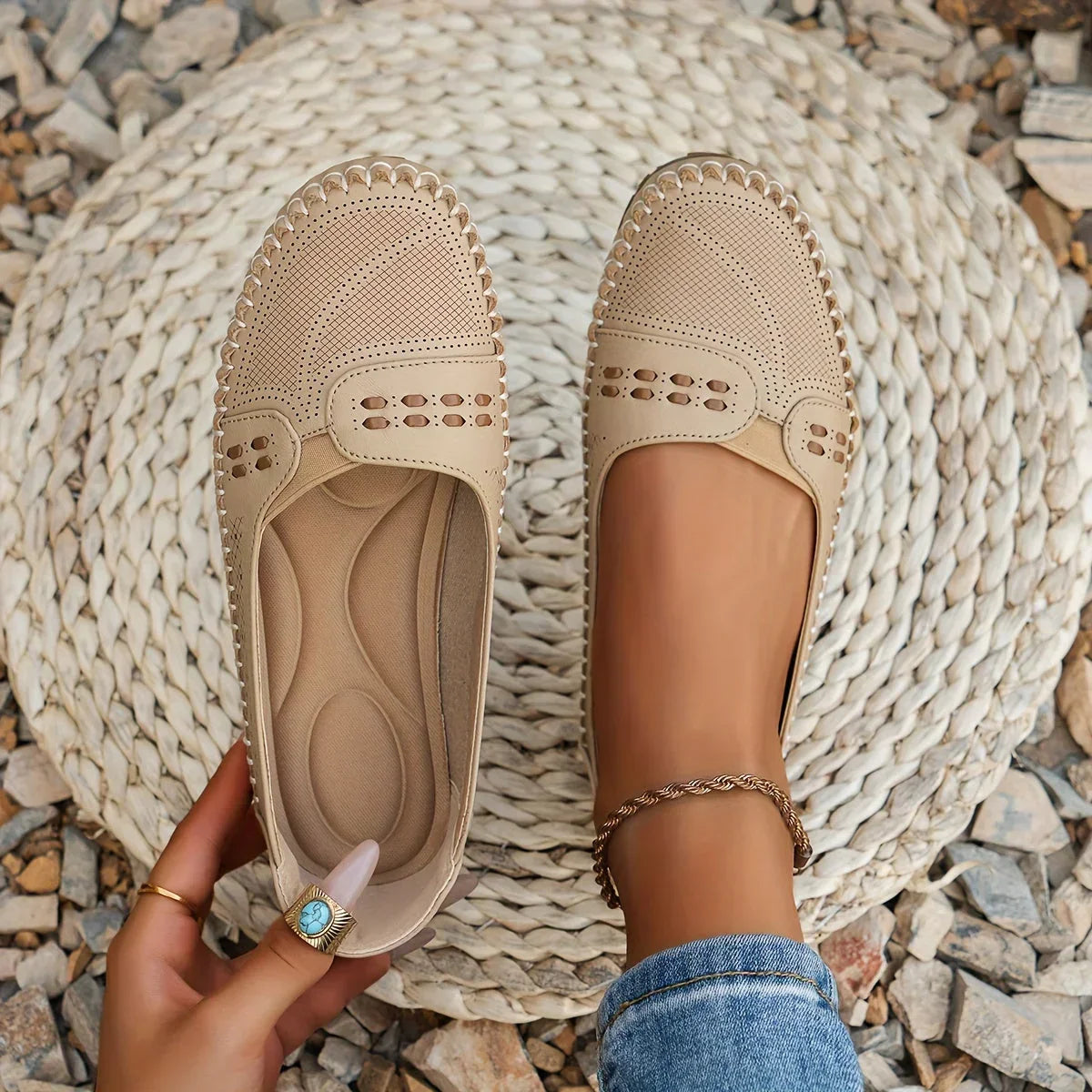 Gerdien - Flat Orthopaedic Shoes