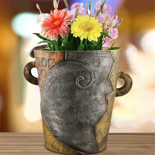 ArteVase - Handcrafted Abstract Flower Pot with Beautiful Face