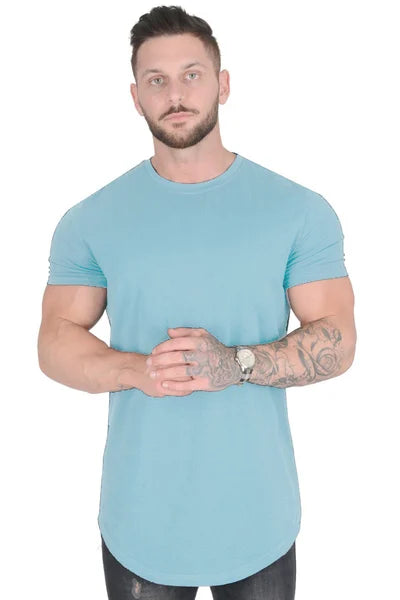 Essentielles T-Shirt mit abgerundetem Saum