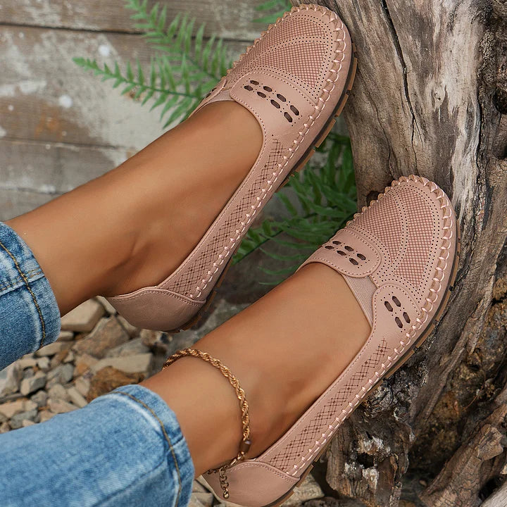Gerdien - Flat Orthopaedic Shoes