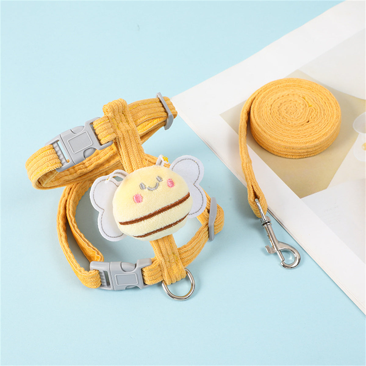 BeeWag™ | Includes Free Lead Worth €14.95