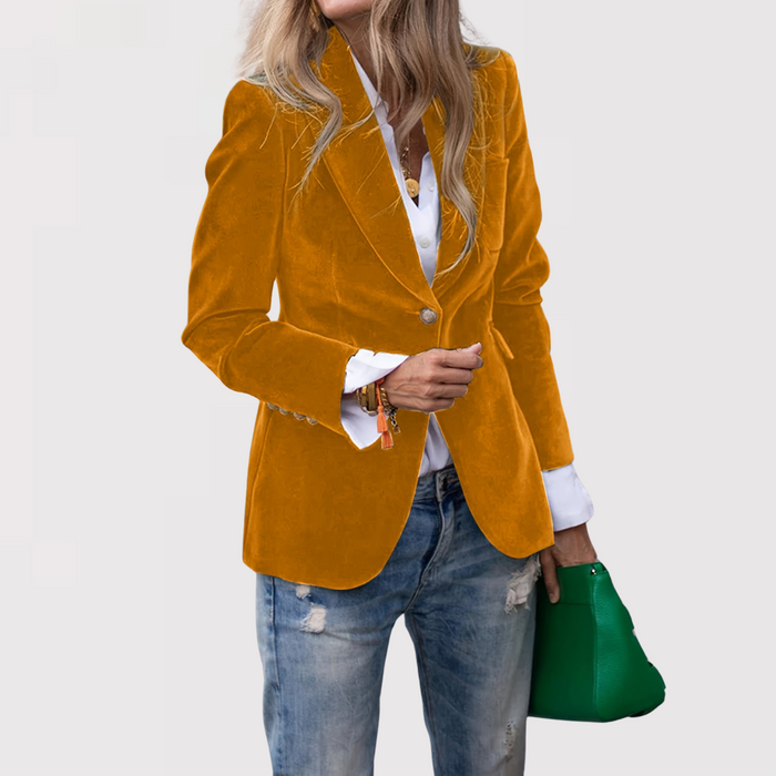 Quirita - Luxurious Velvet Jacket