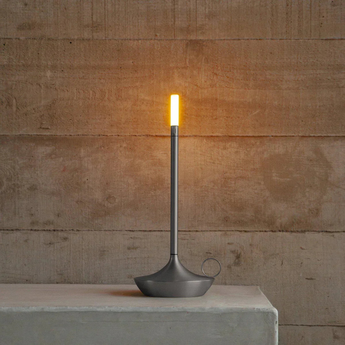Lampada da tavolo sottile - Aurelia