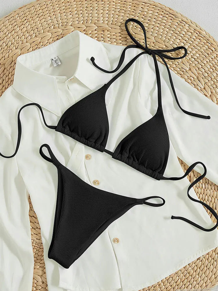 Marika™ - Ensfarvet bikini med snore