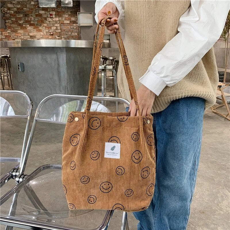 Annett™ - Smile Bag in Cord