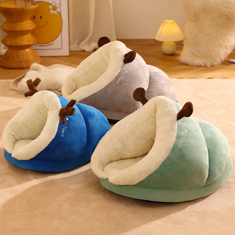 PawsPlush™ | Cute Cuddly Bed