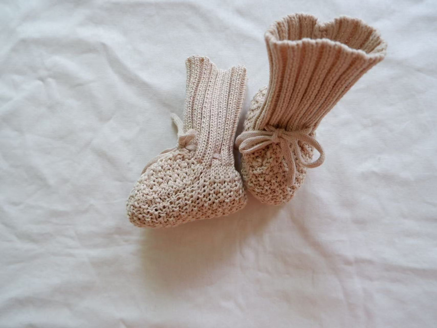 Mini Fashion™ - Warm & Stylish - Knitted Baby Slippers