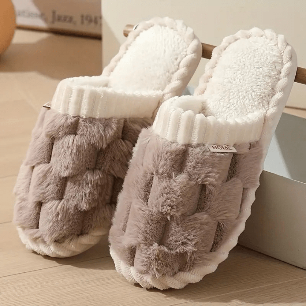 Yassmin - Cosy Non-Slip Slippers