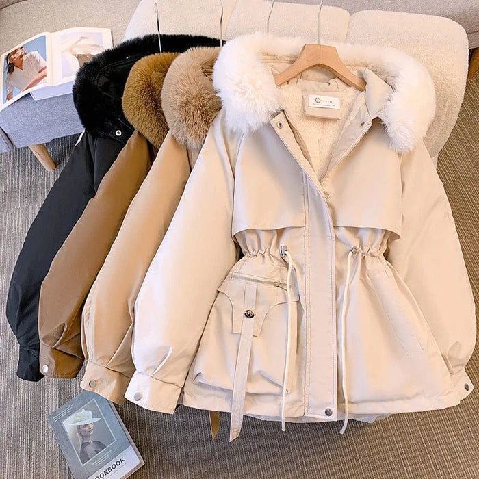 Annette – Elegant Coat with Faux Fur Collar