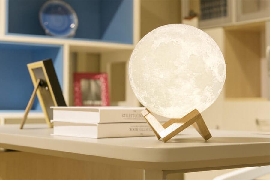 Moon Lamp with Colours
