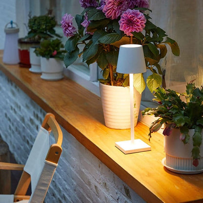 Alexa™ LED Lamp | Waterdichte Minimalistische Tafellamp