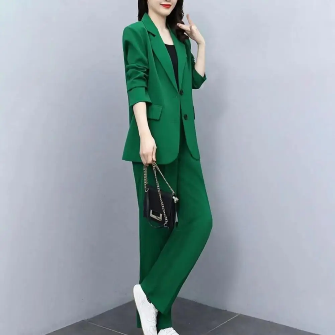 Martaa – Elegant Women's Suit
