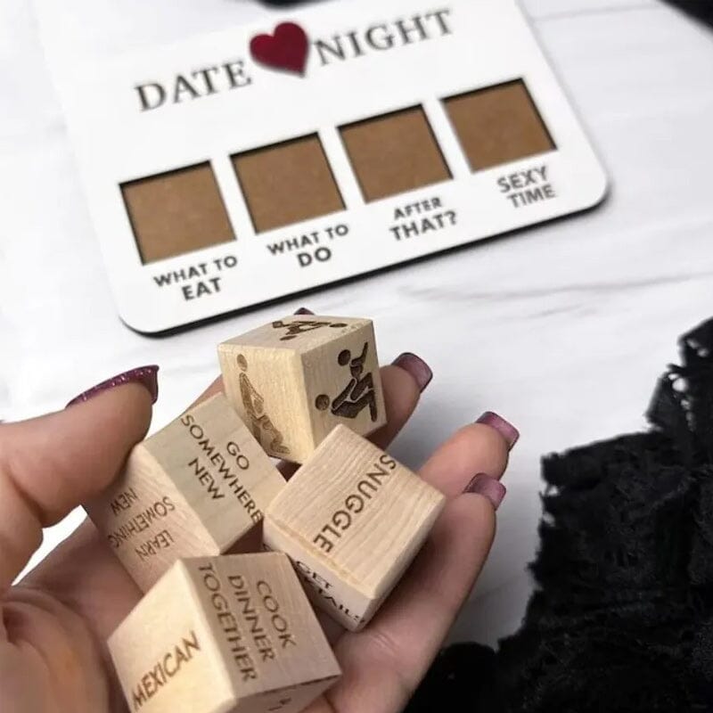 Luxe Cadeau - Houten Date Night Dobbelstenen Set Romantisch en Spannend