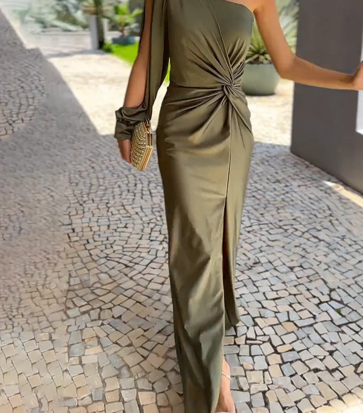 Nanette – Luxe One Shoulder Jurk
