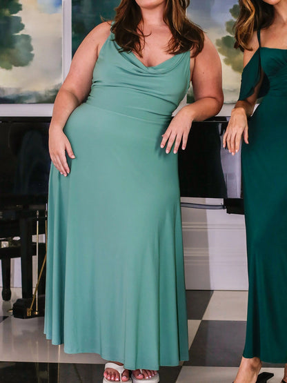 Lulah Draped Maxi Kjole med Integreret BH