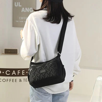 Crossbody taske i nylon