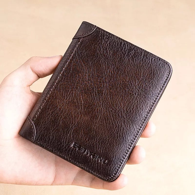 Multifunctional RFID-Blocking Leather Wallet