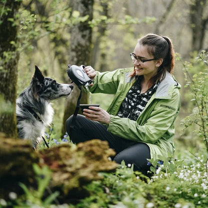 HydroGrip™ | 3-in-1-Trinkgerät für Ihren Hund