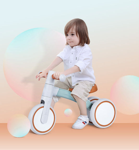Montessori Balancecykel til Småbørn - Bedste Balancecykel til 2-årige og Opad